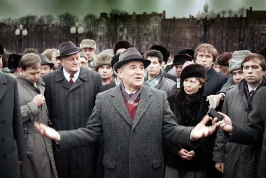 گورباچف، رهبر شیک‌پوش شوروی، از اصلاحات ویرانگر تا پایان جنگ سرد